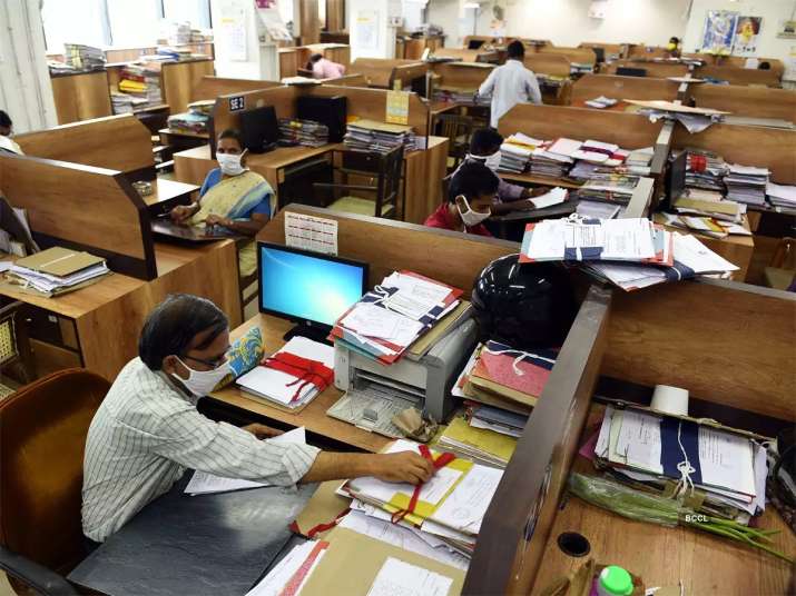 Logistics, IT, Media professionals most anxious about returning to work Logistics, IT, Media professionals most anxious about returning to work- India TV Paisa