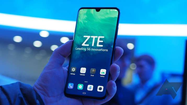 ZTE to launch the world's first 5G smartphone with under-display camera on September 1, 2020 ZTE to launch the world's first 5G smartphone with under-display camera on September 1, 2020- India TV Paisa