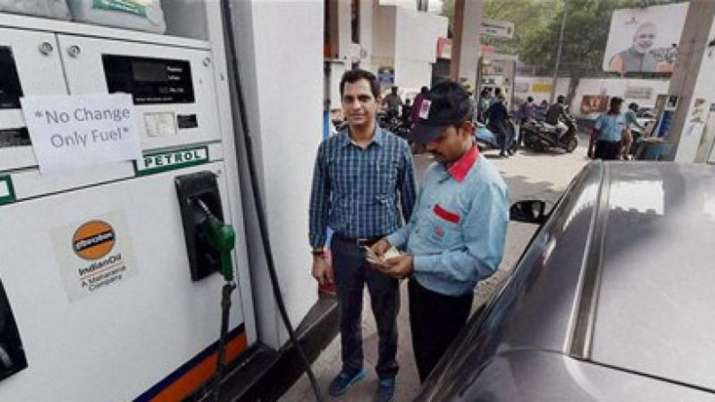 Re 1 cess on petrol, diesel to fund Andhra road infrastructure Re 1 cess on petrol, diesel to fund Andhra road infrastructure- India TV Paisa