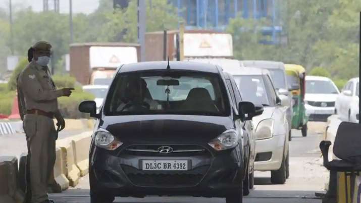 Govt proposes to make FASTag mandatory for old vehicles sold before Dec 2017 Govt proposes to make FASTag mandatory for old vehicles sold before Dec 2017- India TV Paisa