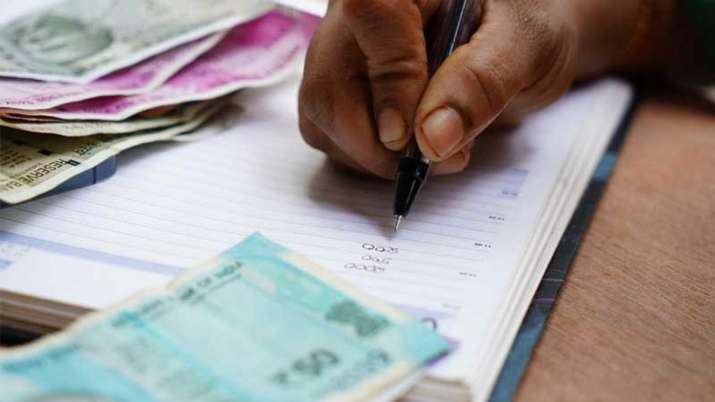 loan moratorium: Decision in 2-3 days over interest on deferred instalments by banks, Centre tells S loan moratorium: Decision in 2-3 days over interest on deferred instalments by banks, Centre tells S- India TV Paisa