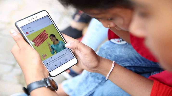 Jio, airtel, Vodafone idea best 2GB daily data plan Jio, airtel, Vodafone idea best 2GB daily data plan- India TV Paisa