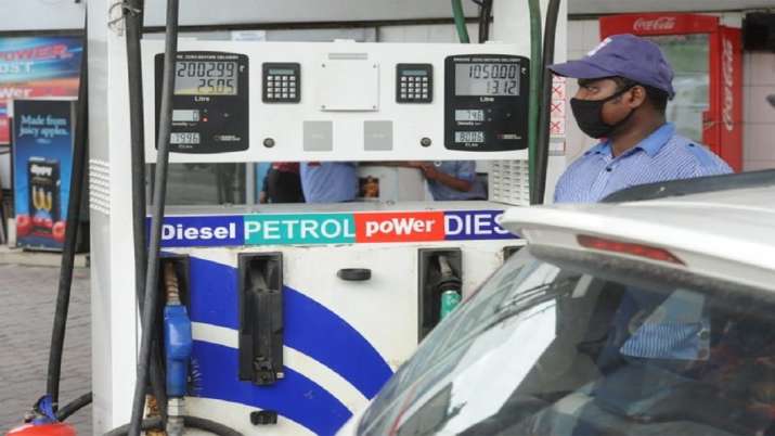 petrol-diesel price stable today, know price of oil in your city petrol-diesel price stable today, know price of oil in your city- India TV Paisa
