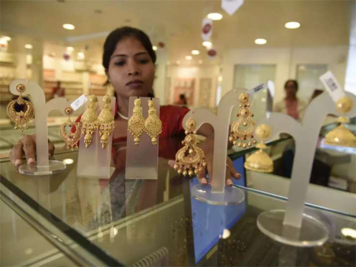 Rajesh Exports Q1 net falls 50 pc to Rs 152.13 crore Rajesh Exports Q1 net falls 50 pc to Rs 152.13 crore- India TV Paisa