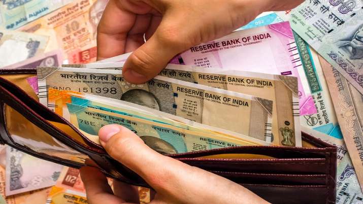 know how invest Rs 1000 every month and earn more than lakh rupees know how invest Rs 1000 every month and earn more than lakh rupees - India TV Paisa