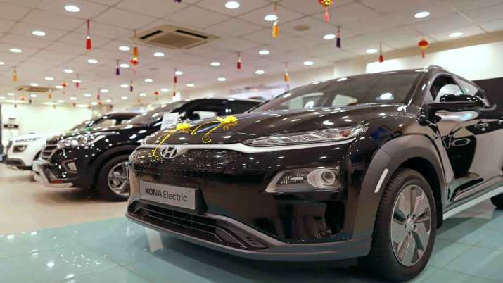 Electric vehicles to become cheaper in Delhi Electric vehicles to become cheaper in Delhi- India TV Paisa
