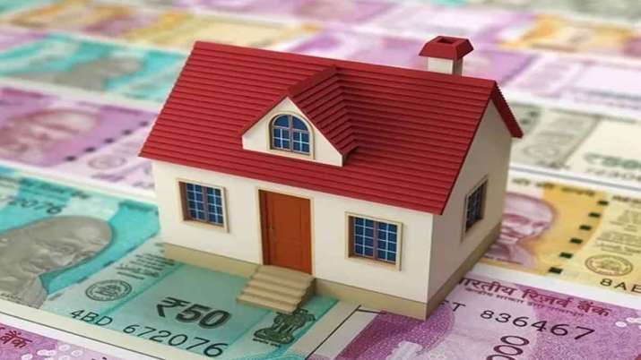 Kotak Mahindra Bank at par with SBI cuts home loan rate to 7 pc Kotak Mahindra Bank at par with SBI cuts home loan rate to 7 pc- India TV Paisa
