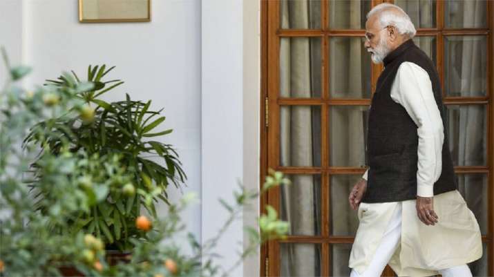 कोरोना पर शुक्रवार को सर्वदलीय बैठक करेंगे PM मोदी, स्थिति पर होगी चर्चा कोरोना पर शुक्रवार को सर्वदलीय बैठक करेंगे PM मोदी, स्थिति पर होगी चर्चा
