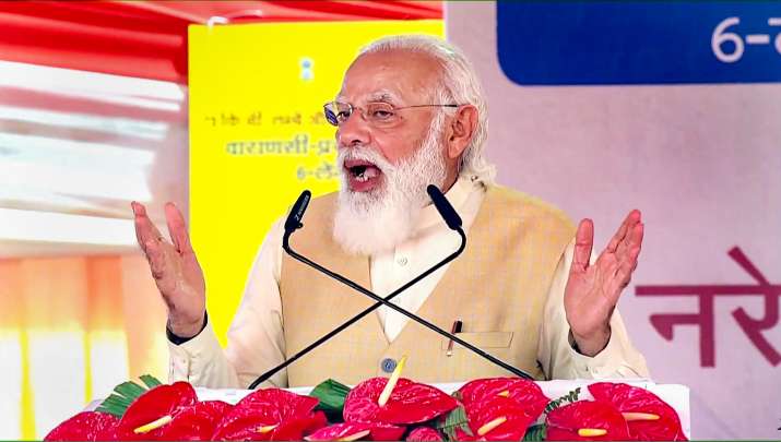 प्रधानमंत्री नरेंद्र मोदी ने वाराणसी में कहा- कृषि कानूनों पर भ्रम फैलाया जा रहा है प्रधानमंत्री नरेंद्र मोदी ने वाराणसी में कहा- कृषि कानूनों पर भ्रम फैलाया जा रहा है