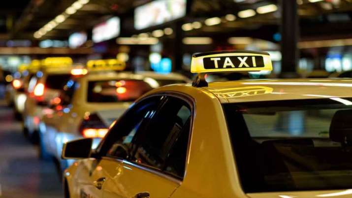 Govt caps surge pricing by ola and uber like cab aggregators at 1.5 times of base fare Govt caps surge pricing by ola and uber like cab aggregators at 1.5 times of base fare- India TV Paisa