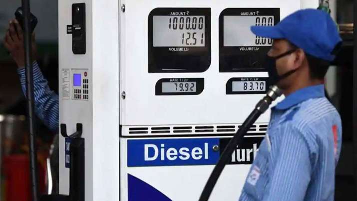 Petrol-diesel prices increase after almost 2-month break Petrol-diesel prices increase after almost 2-month break- India TV Paisa