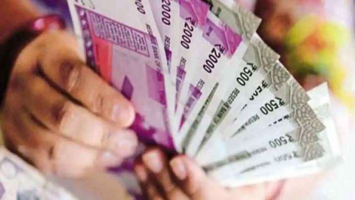 Fact Check: PM Funds से मोदी सरकार हर परिवार को दे रही है 10,000 रुपये, जानिए क्या है सच्चाई Fact Check: PM Funds से मोदी सरकार हर परिवार को दे रही है 10,000 रुपये, जानिए क्या है सच्चाई- India TV Paisa