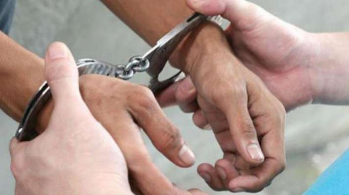 नोएडा में 3 चोर गिरफ्तार, दिन में फैक्टरी में काम और रात में करते थे चोरी नोएडा में 3 चोर गिरफ्तार, दिन में फैक्टरी में काम और रात में करते थे चोरी