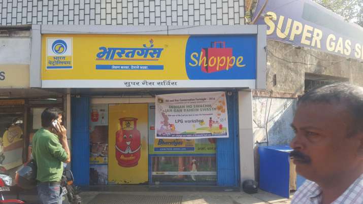 Post-stake sale Government subsidy will continue to be given to BPCL LPG customers Post-stake sale Government subsidy will continue to be given to BPCL LPG customers - India TV Paisa