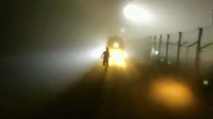 VIDEO: 1971 युद्ध के दिग्गजों के सम्मान में आधी रात को 180 किमी दौड़े BSF जवान