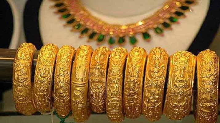 सोने और चांदी की... सोने और चांदी की...- India TV Paisa