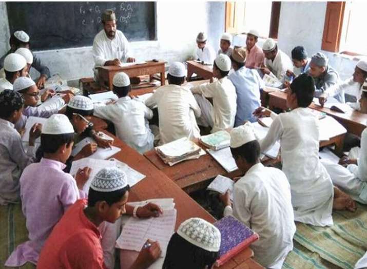 असम में बंद होंगे सरकारी मदरसे-संस्कृत स्कूल, कैबिनेट ने प्रस्ताव को दी मंजूरी असम में बंद होंगे सरकारी मदरसे-संस्कृत स्कूल, कैबिनेट ने प्रस्ताव को दी मंजूरी