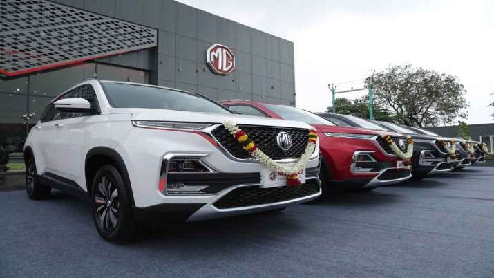 November auto sale: Mahindra, MG Motor, Toyota Kirloskar and Ashok Leyland registers growth November auto sale: Mahindra, MG Motor, Toyota Kirloskar and Ashok Leyland registers growth- India TV Paisa