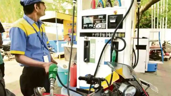 SBI Card, BPCL jointly launch credit card offering benefits to high fuel spending customers SBI Card, BPCL jointly launch credit card offering benefits to high fuel spending customers- India TV Paisa