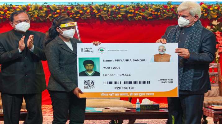 Ayushman Bharat PMJAY jammu kashmir benefits PMJAY: जम्मू-कश्मीर में हुई आयुष्मान योजना की शुरुआत, ज Ayushman Bharat PMJAY jammu kashmir benefits PMJAY: जम्मू-कश्मीर में हुई आयुष्मान योजना की शुरुआत, ज- India TV Paisa