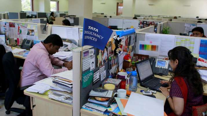 TCS's Market Cap touched 11 lakh crore mark first time TCS's Market Cap touched 11 lakh crore mark first time- India TV Paisa