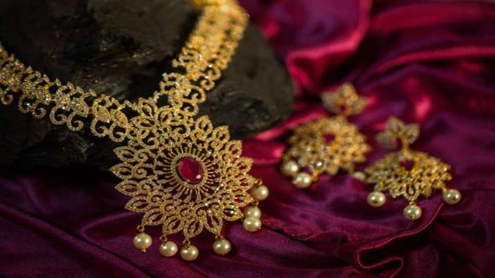 Gems, jewellery industry seeks reduction of import duty to 4 pc in Budget 2021-22 Gems, jewellery industry seeks reduction of import duty to 4 pc in Budget 2021-22- India TV Paisa