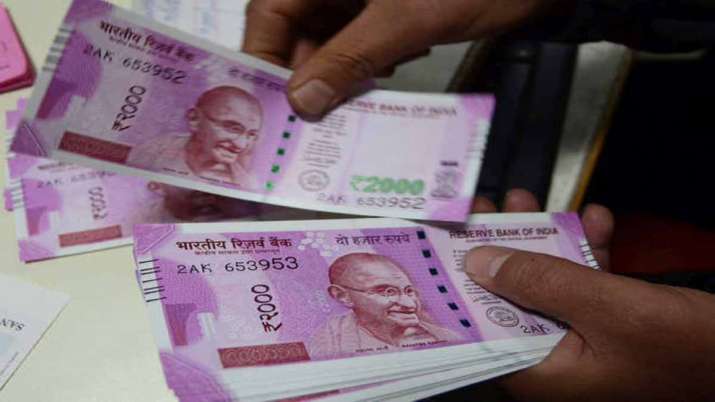 10000 रुपए का लगेगा भारी जुर्माना, 31 मार्च से पहले निपटा लें यह बहुत जरुरी काम 10000 रुपए का लगेगा भारी जुर्माना, 31 मार्च से पहले निपटा लें यह बहुत जरुरी काम- India TV Paisa