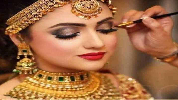 good news gold price again fall for rupees 149 check today citywise per gram rate list good news gold price again fall for rupees 149 check today citywise per gram rate list- India TV Paisa