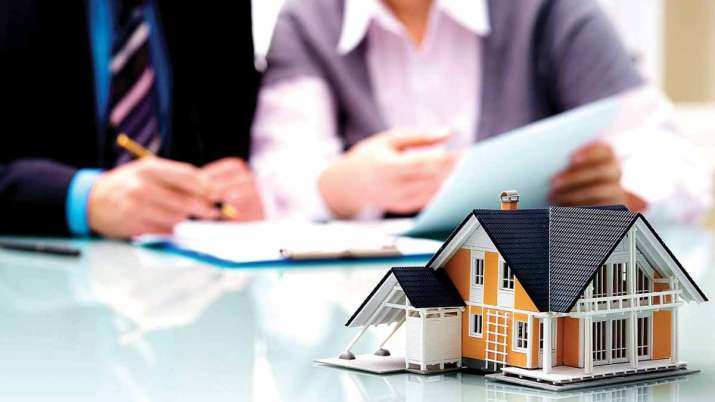 Kotak Mahindra offer cheaper Home loan than SBI check benefits eligibility interest rate details Kotak Mahindra offer cheaper Home loan than SBI check benefits eligibility interest rate details- India TV Paisa