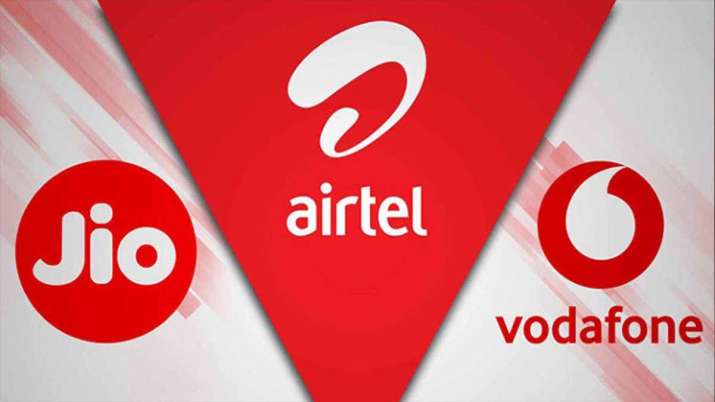 Jio, Airtel, Voda Idea make upfront payments to govt for spectrum bought in auctions Jio, Airtel, Voda Idea make upfront payments to govt for spectrum bought in auctions- India TV Paisa