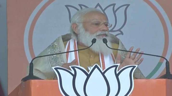PM kisan samman nidhi yojana pm modi announced west bengal farmers will get 18000 rupees in bank acc PM kisan samman nidhi yojana pm modi announced west bengal farmers will get 18000 rupees in bank acc- India TV Paisa