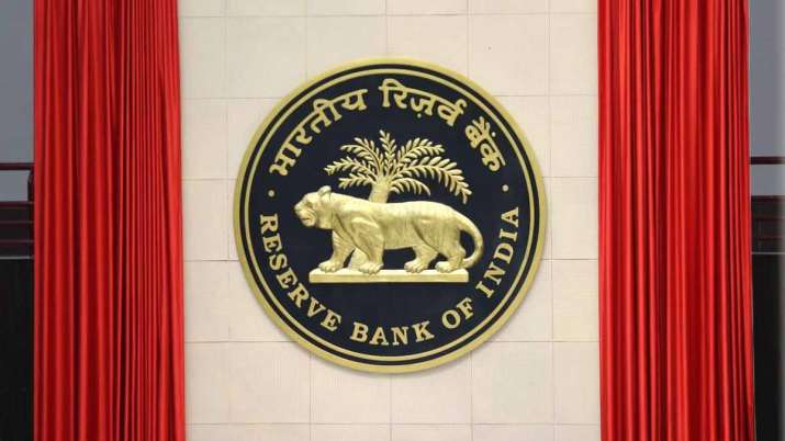 RBI extends timeline to comply with directions on recurring online transactions RBI extends timeline to comply with directions on recurring online transactions- India TV Paisa