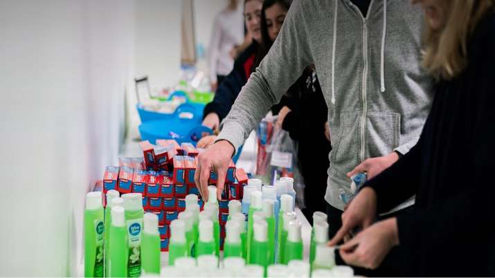 FMCG players see spike in demand of hand sanitisers, disinfectants as COVID-19 cases surge FMCG players see spike in demand of hand sanitisers, disinfectants as COVID-19 cases surge- India TV Paisa