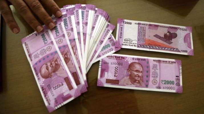 First time in last 8 month Rupee slips below Rs75 per USD level First time in last 8 month Rupee slips below Rs75 per USD level - India TV Paisa