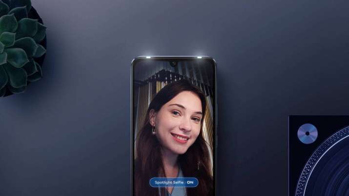 Vivo V21 5G to launch in India on April 29 Vivo V21 5G to launch in India on April 29 - India TV Paisa