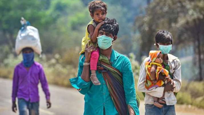 महामारी की दूसरी लहर के बीच नौकरियों से जुड़ी गतिविधि में तीन प्रतिशत कमी: रिपोर्ट महामारी की दूसरी लहर के बीच नौकरियों से जुड़ी गतिविधि में तीन प्रतिशत कमी: रिपोर्ट- India TV Paisa