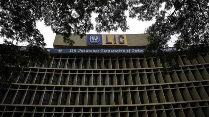 LIC to have five working days starting from May 10,Google to move to hybrid work week LIC to have five working days starting from May 10,Google to move to hybrid work week- India TV Paisa