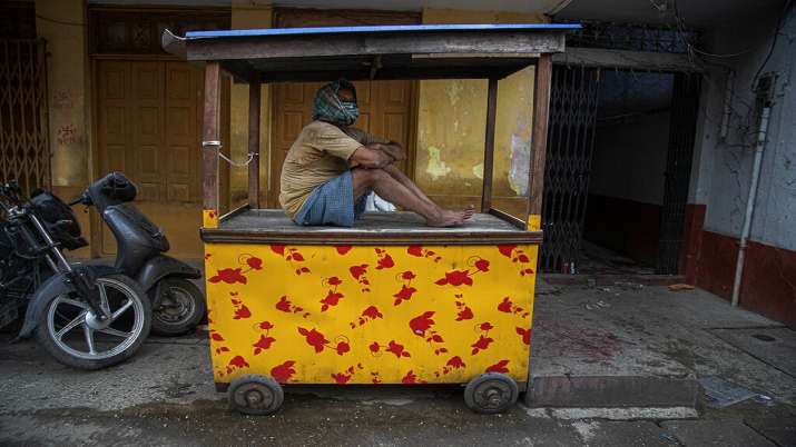 होटल रेस्टोरेंट और... होटल रेस्टोरेंट और...- India TV Paisa