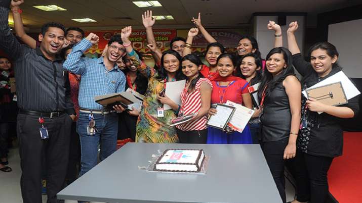Kotak Mahindra Bank introduces Covid benevolent policy for employees Kotak Mahindra Bank introduces Covid benevolent policy for employees- India TV Paisa