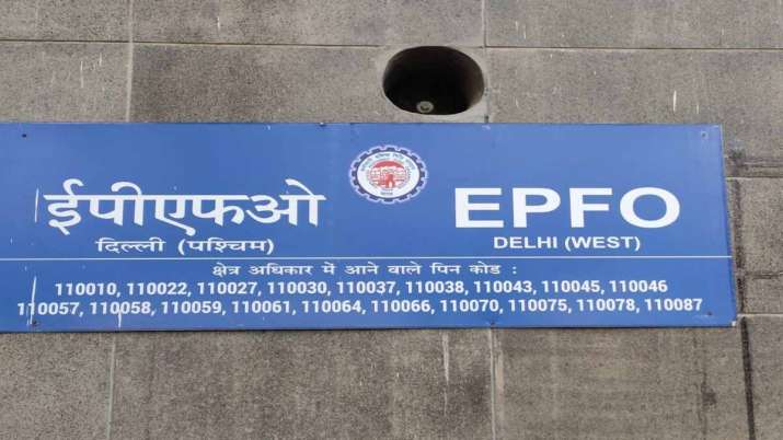 EPFO के साथ अप्रैल में शुद्ध रूप से 12.76 लाख नए कर्मचारी जुड़े EPFO के साथ अप्रैल में शुद्ध रूप से 12.76 लाख नए कर्मचारी जुड़े - India TV Paisa