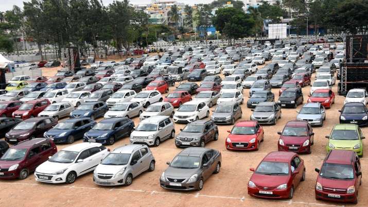Passenger vehicle sales in India dip 66 pc in May says SIAM Passenger vehicle sales in India dip 66 pc in May says SIAM- India TV Paisa
