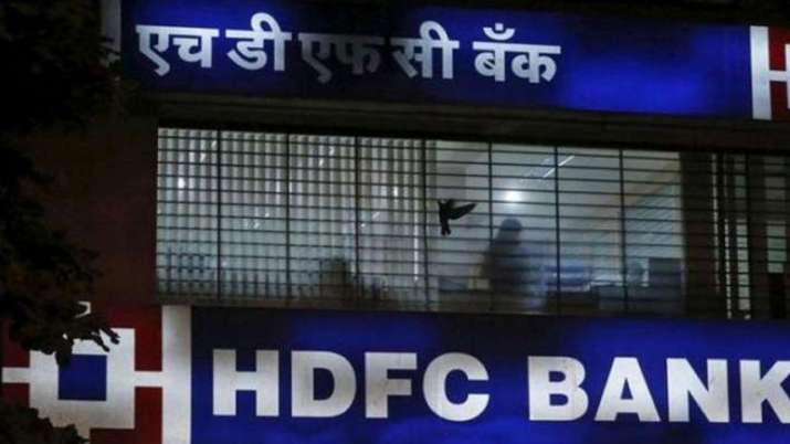 टैक्नोलॉजी पर 85 फीसदी अनुपालन पूरा, प्रतिबंध हटाने को गेंद रिजर्व बैंक के पाले में: HDFC BANK टैक्नोलॉजी पर 85 फीसदी अनुपालन पूरा, प्रतिबंध हटाने को गेंद रिजर्व बैंक के पाले में: HDFC BANK- India TV Paisa