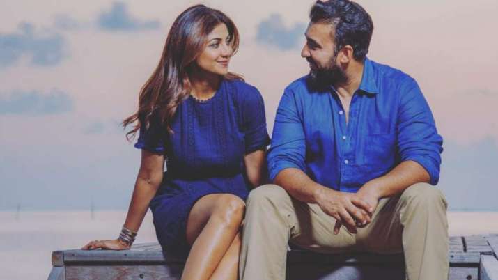Raj Kundra and Shilpa Shetty gets relief, Sebi disposes of disclosure lapses case against him Raj Kundra and Shilpa Shetty gets relief, Sebi disposes of disclosure lapses case against him - India TV Paisa