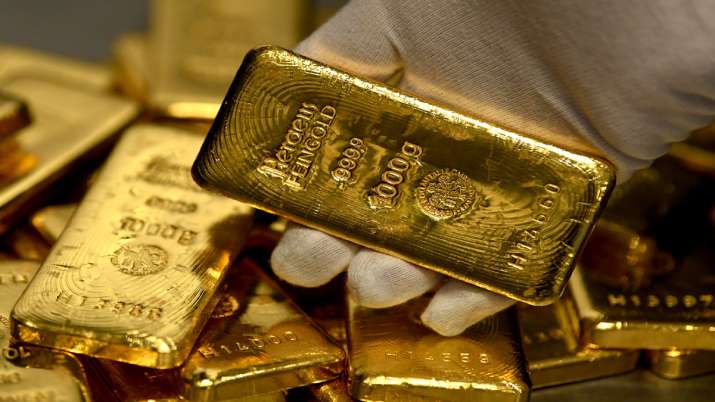 Gold jumps marginally to Rs 35, silver climbs Rs 383 today 27 september rate Gold jumps marginally to Rs 35, silver climbs Rs 383 today 27 september rate- India TV Paisa