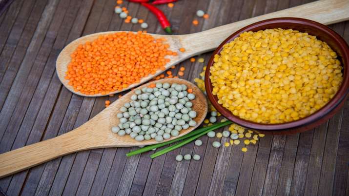 Govt extends free imports of tur, urad till Dec 31 Govt extends free imports of tur, urad till Dec 31- India TV Paisa