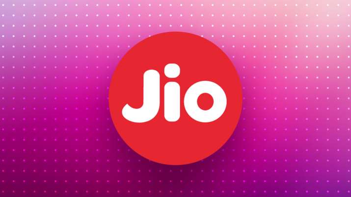 Jio ने नए स्मार्टफोन की... Jio ने नए स्मार्टफोन की...- India TV Paisa