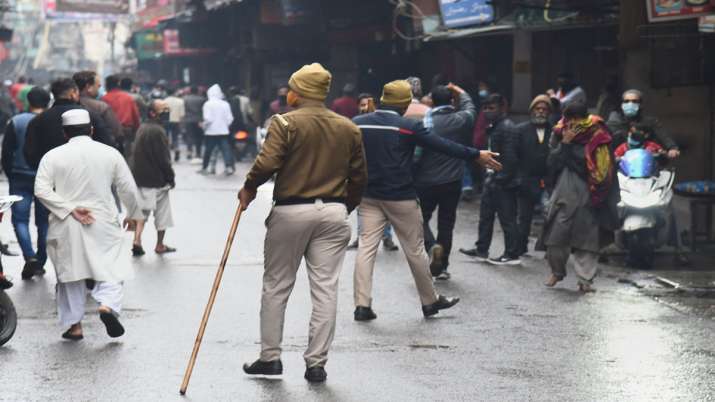 Coronavirus Third Wave: अगले तीन हफ्तों में चरम पर पहुंच सकती है कोरोना की तीसरी लहर