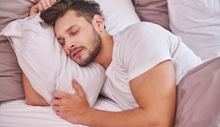 क्या आपको भी आते हैं ऊंचाई से गिरने के सपने, जानिए क्या है इसका मतलब