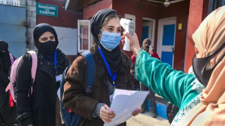 Corona wave: The prediction of the fourth wave of Corona scare, know when  it can start, how many months will it last?-डरा रही कोरोना की चौथी लहर की  भविष्यवाणी, जानिए कब शुरू