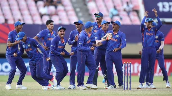 India vs England, U19 World cup Final: भारत 5वीं बार बना वर्ल्ड चैंपियन, फाइनल में इंग्लैंड को 4 विकेट से दी मात